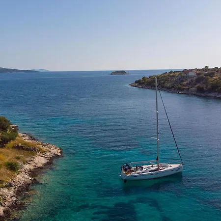 Nyaraló Stratincica Ii