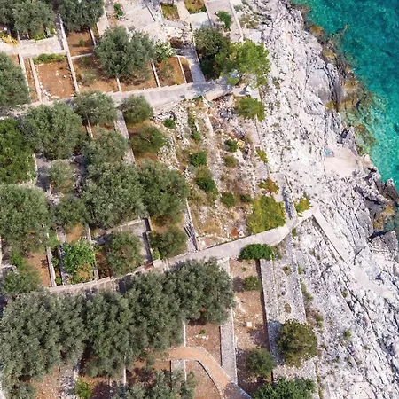 Tatil Evi Beautiful In Stratincica With Kitchen Vela Luka